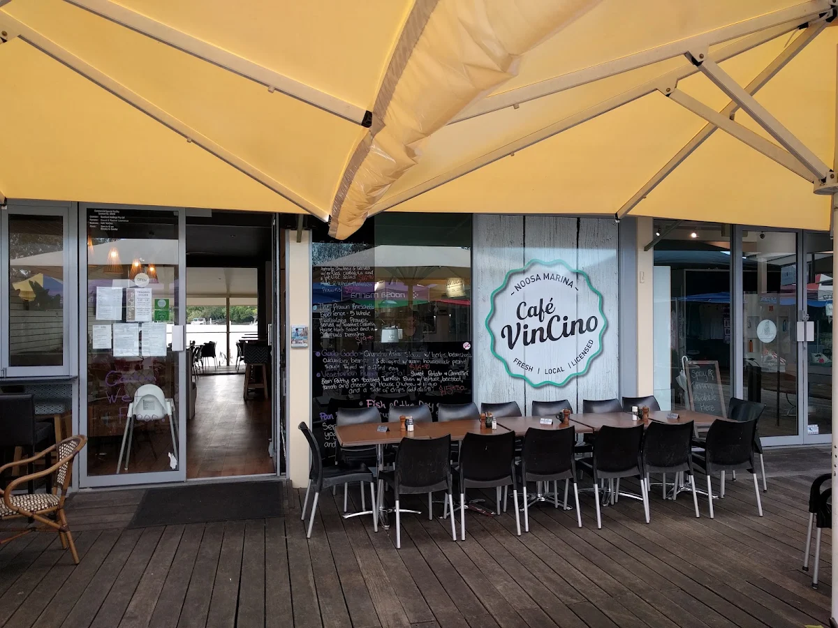 Vibe, Cafe VinCino
