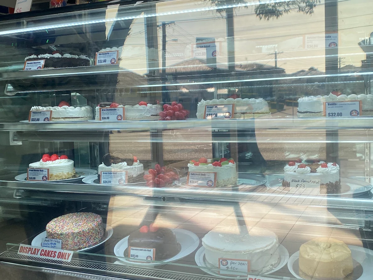 Vibe, Cake It Away Merrylands