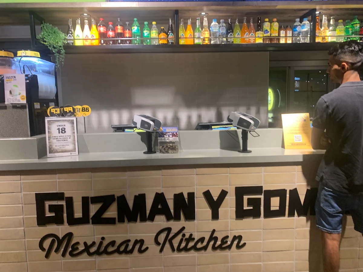 Vibe, Guzman y Gomez - Indooroopilly
