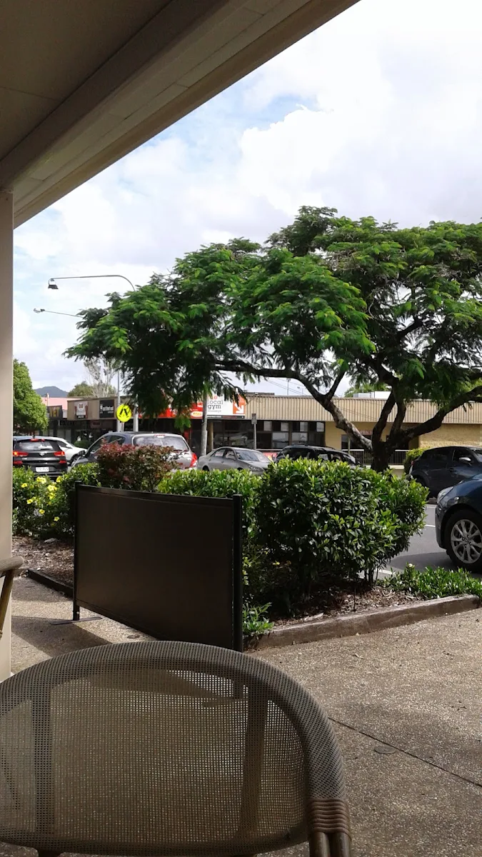 Vibe, Woombye Bakery
