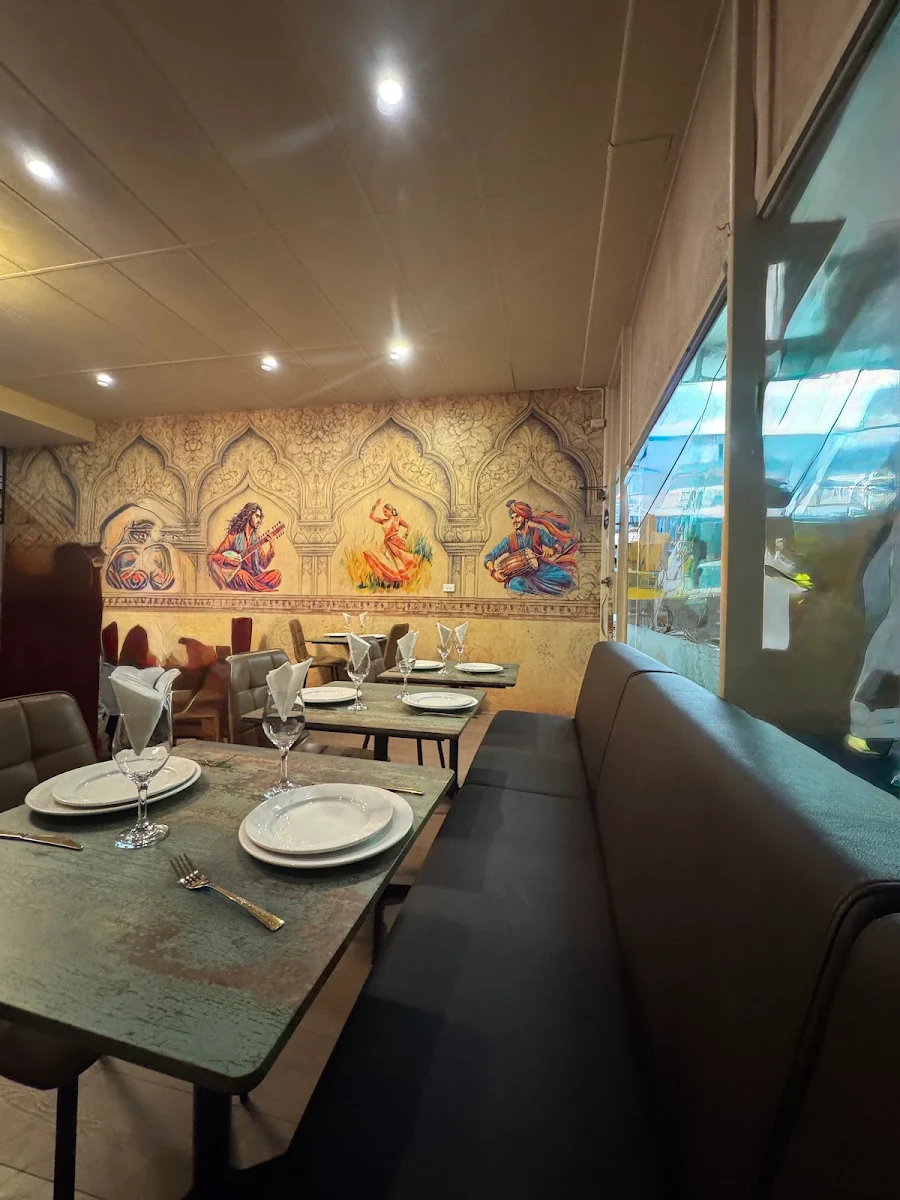 Vibe, Delhi Darbar Indian Restaurant