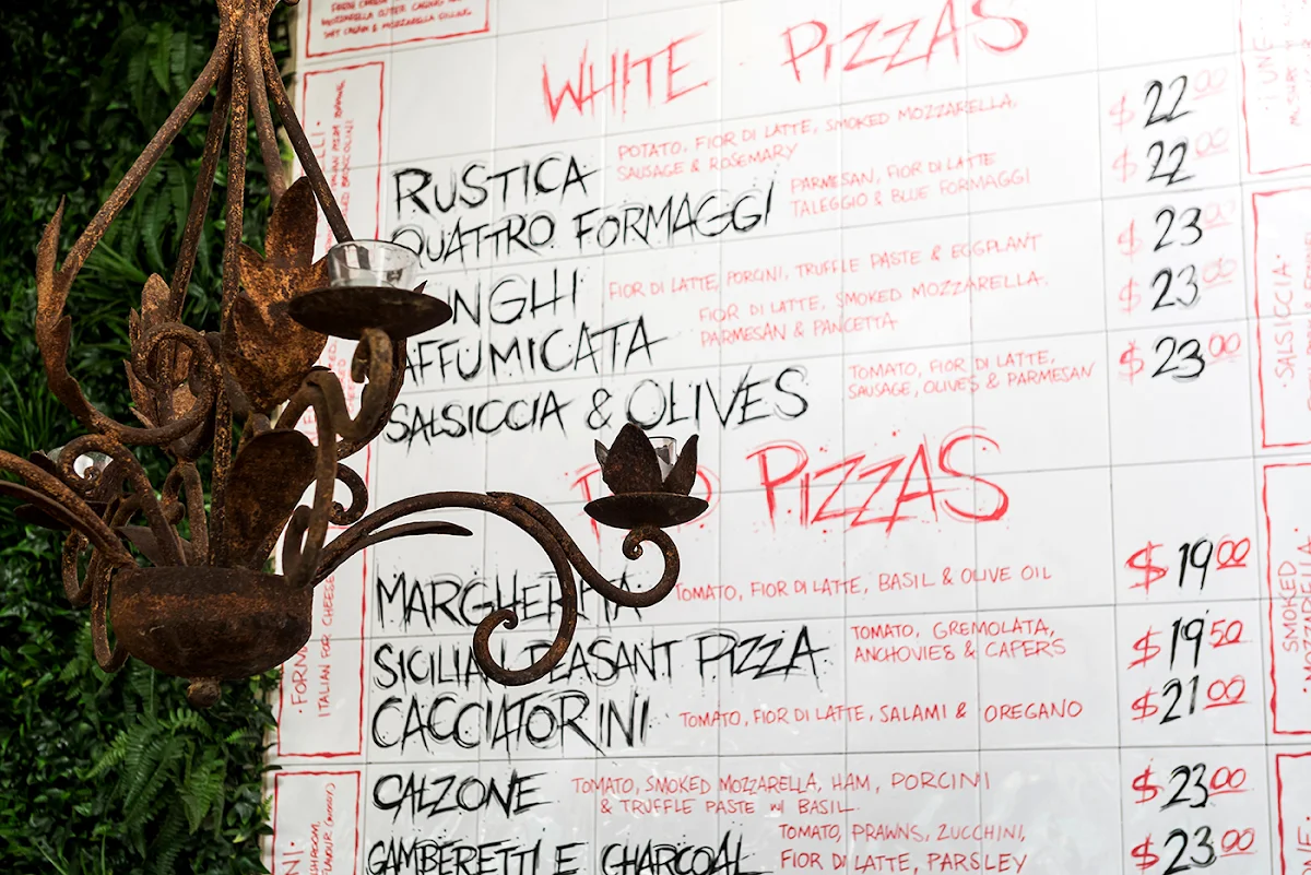 Menu, Saint Lucy Caffe e Cucina