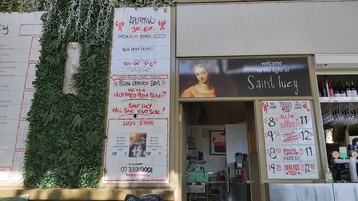 Menu, Saint Lucy Caffe e Cucina