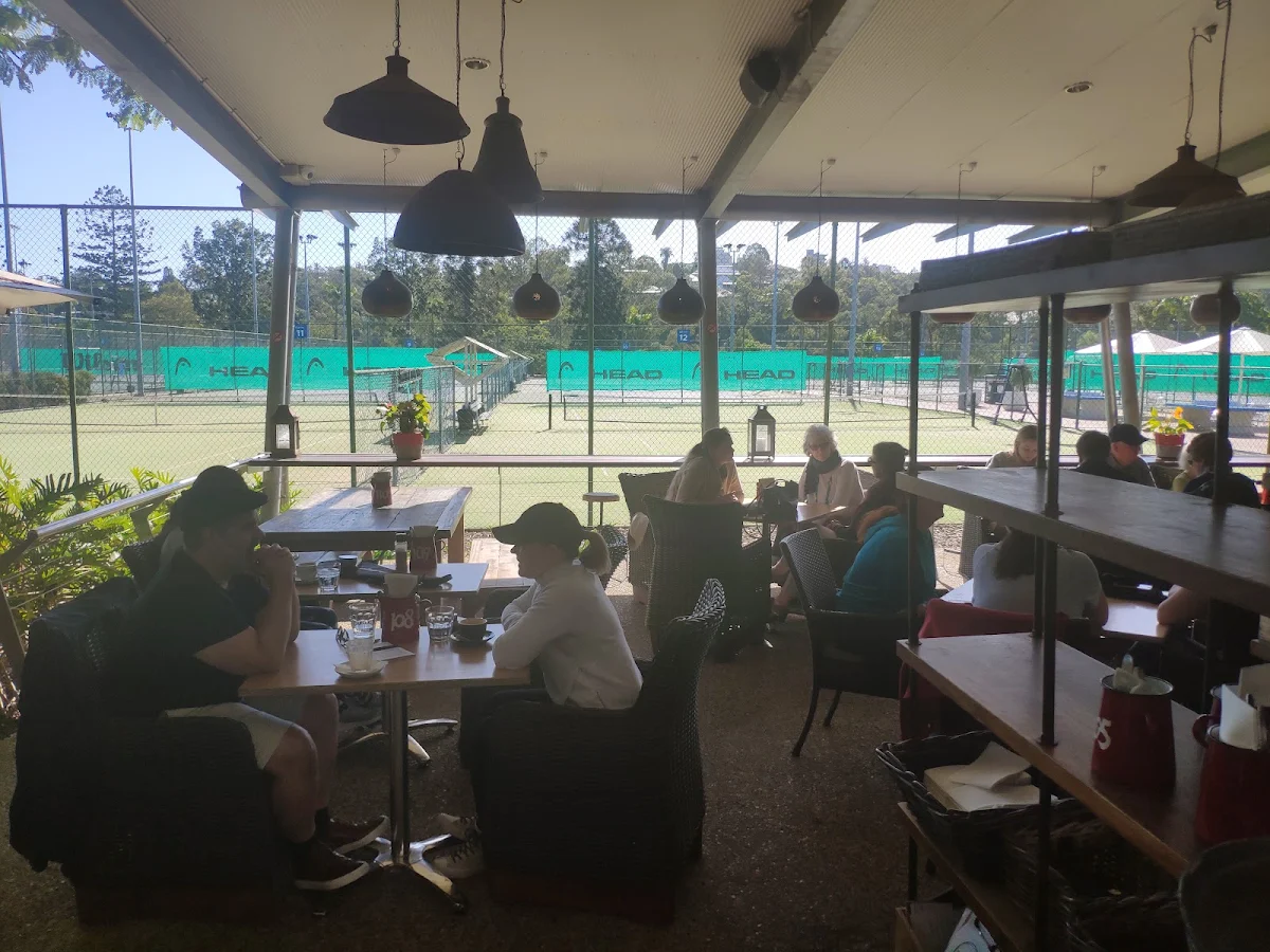Vibe, Saint Lucy Caffe e Cucina