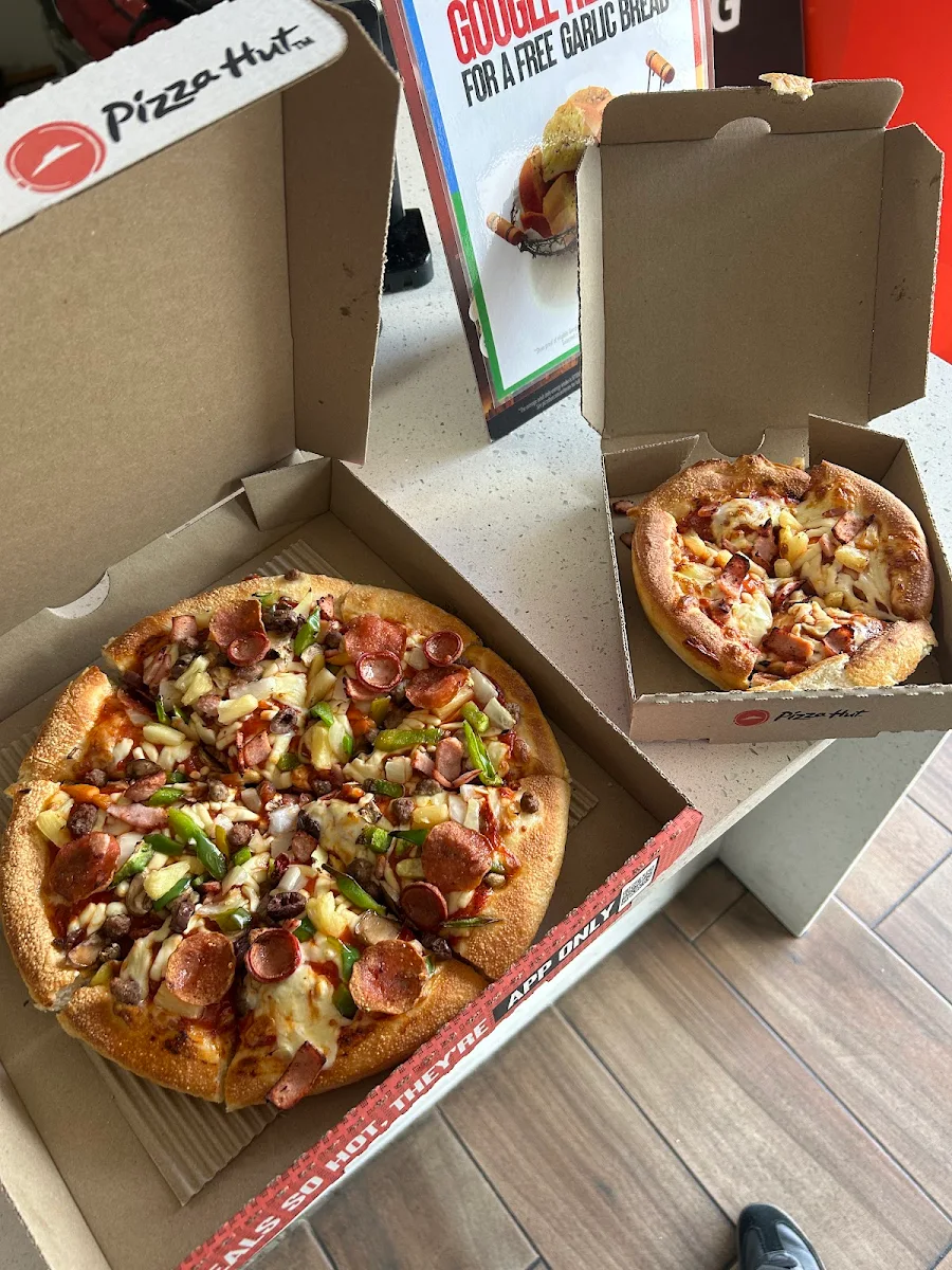 Food & drink, Pizza Hut Moorooka