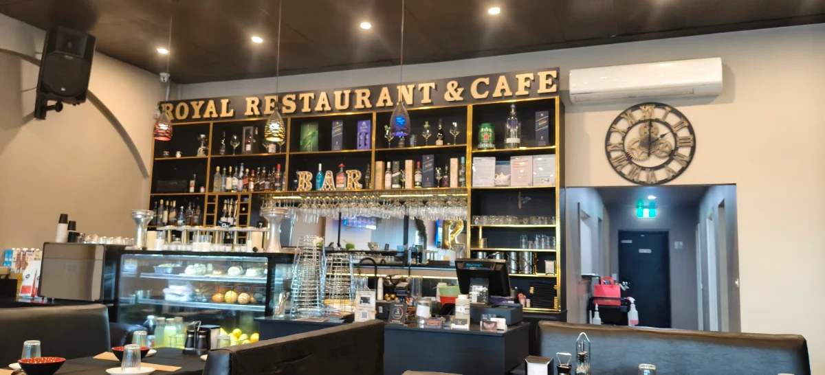Vibe, Royal Restaurant & Cafe