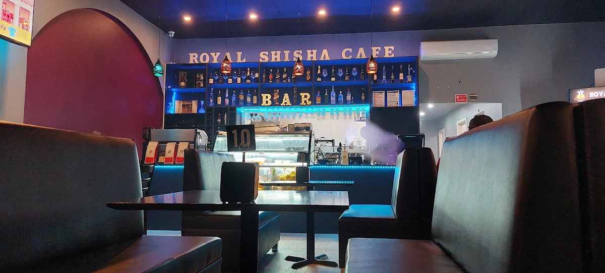 Vibe, Royal Restaurant & Cafe