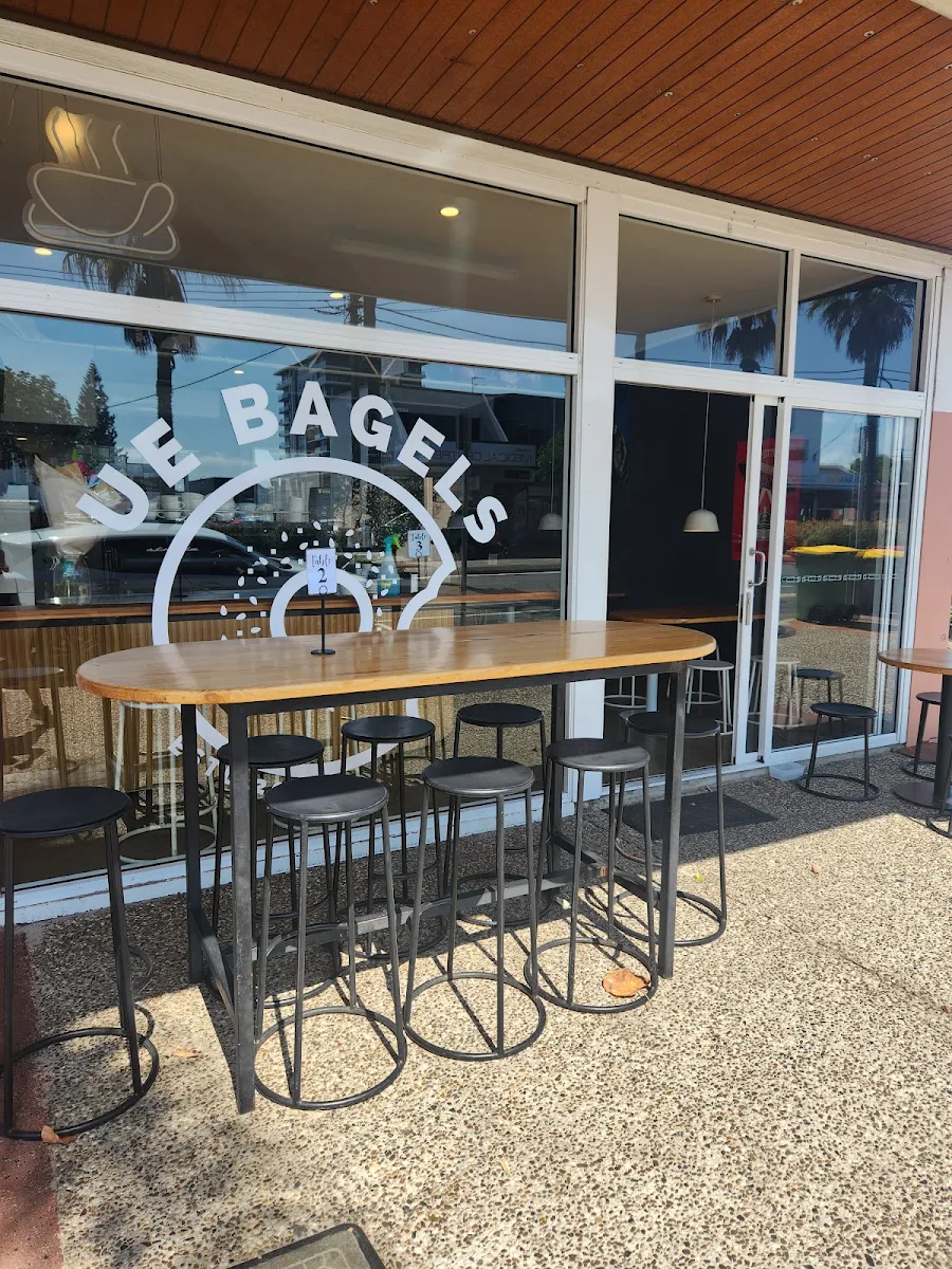Vibe, UE Bagels Palm Beach