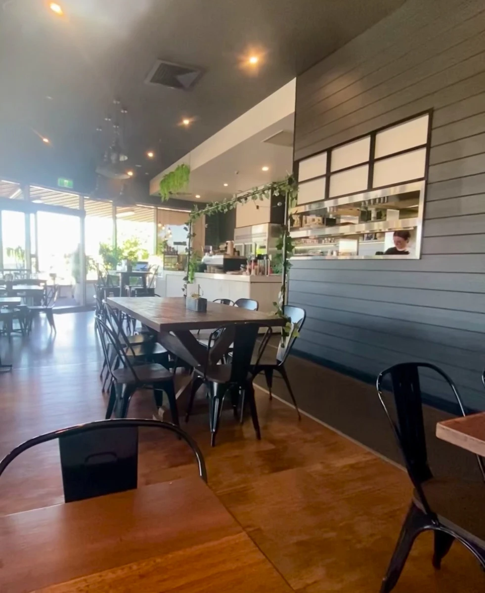 Vibe, Carpenters Garden Cafe