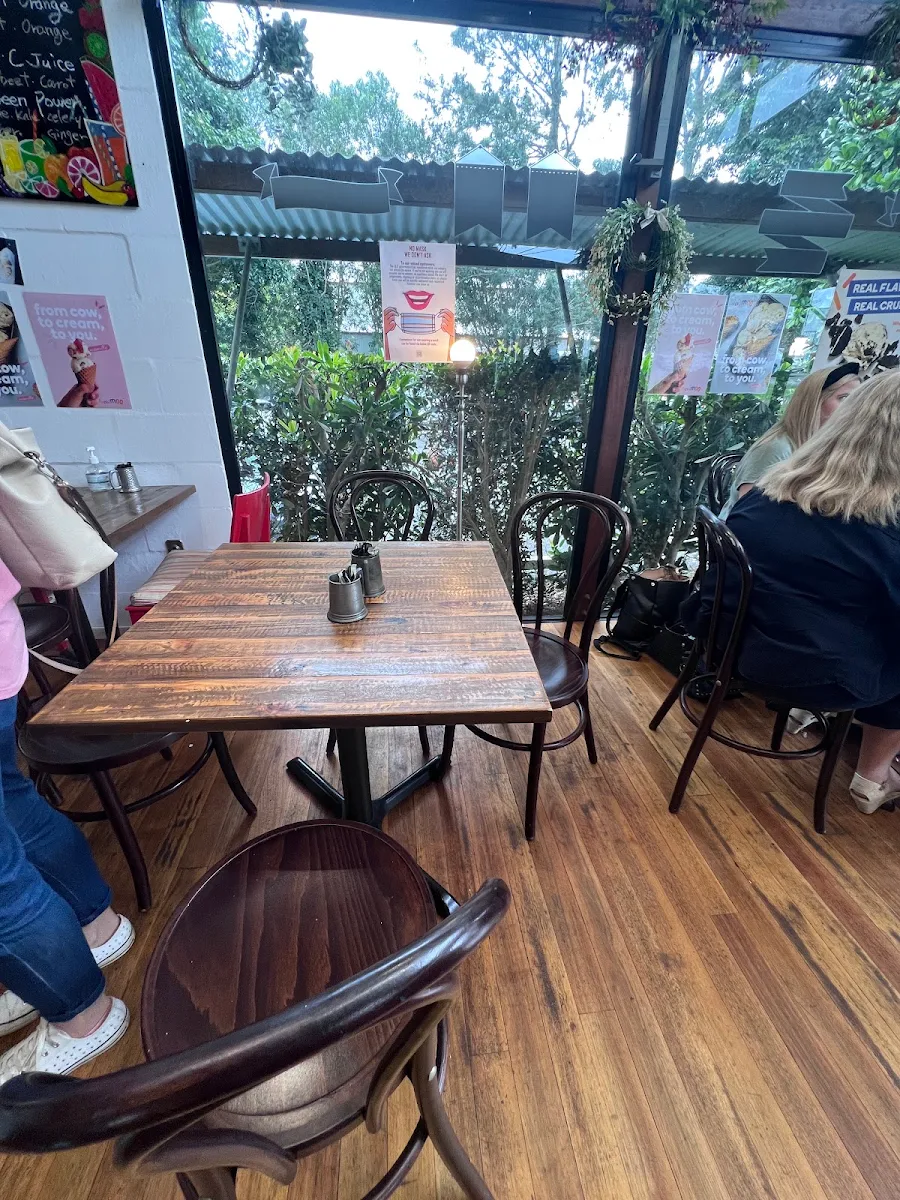 Vibe, NaMoo Cafe