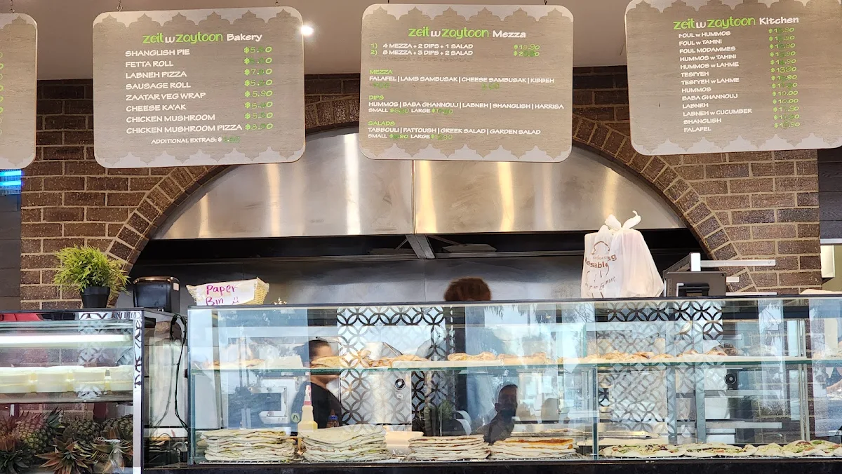 Menu, Zeit with Zaytoon