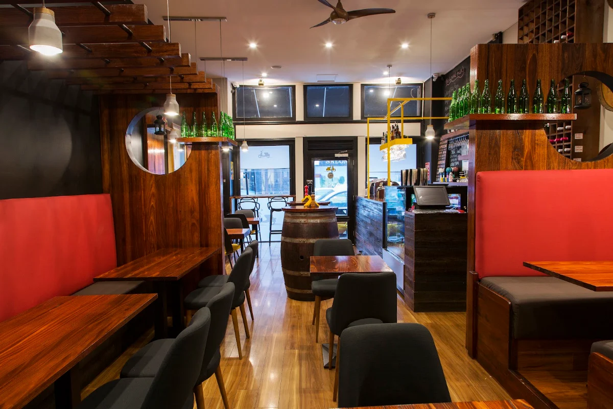 Vibe, Gallery Pizza Bar & Shisha Lounge