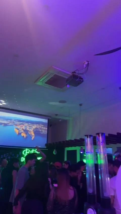Vibe, Gallery Pizza Bar & Shisha Lounge