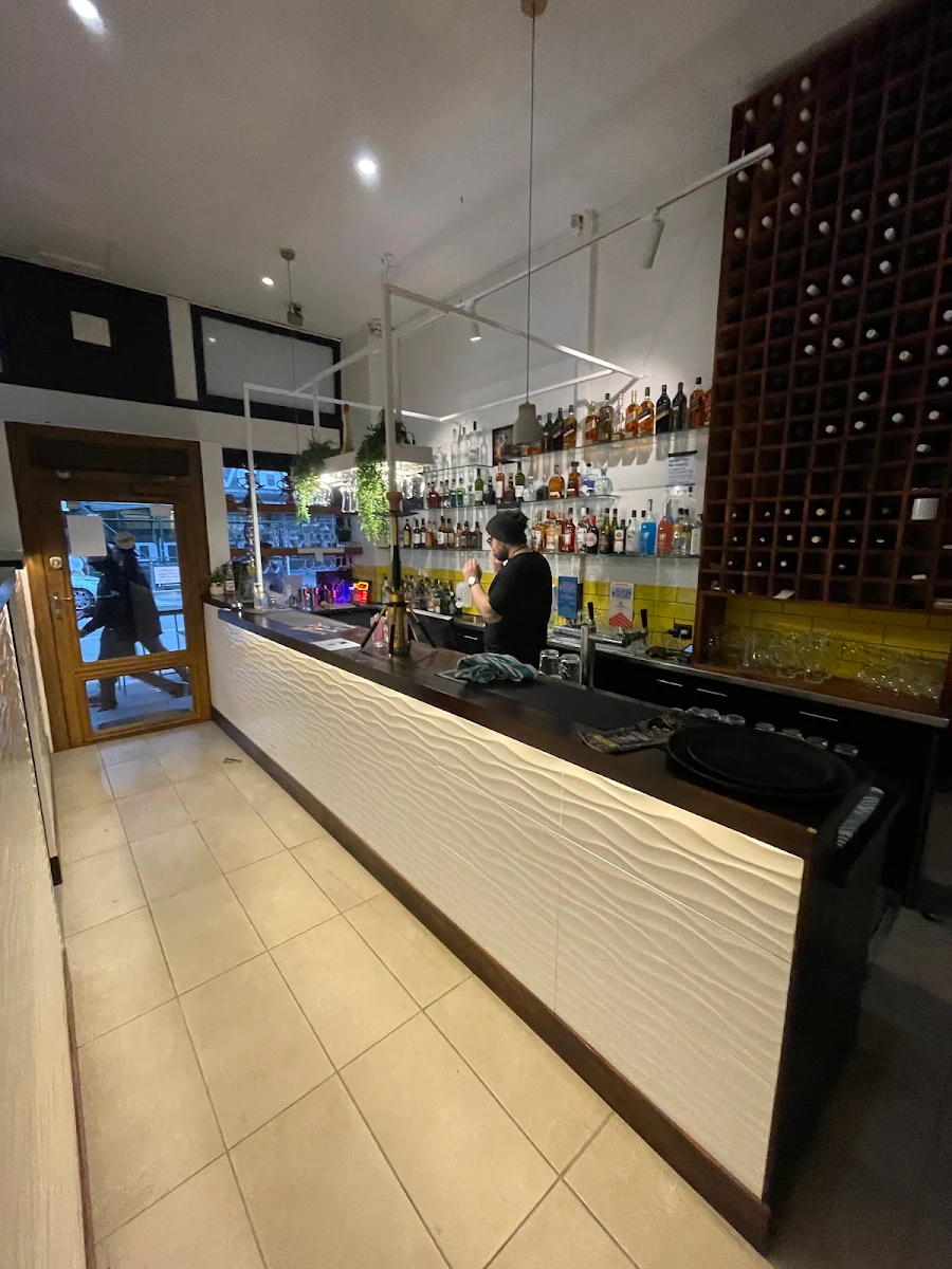 Vibe, Gallery Pizza Bar & Shisha Lounge