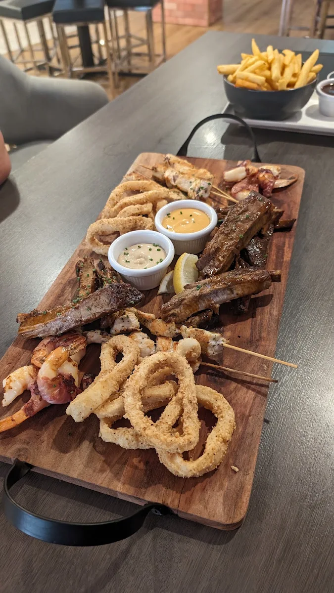 Food & drink, Tatts Hotel