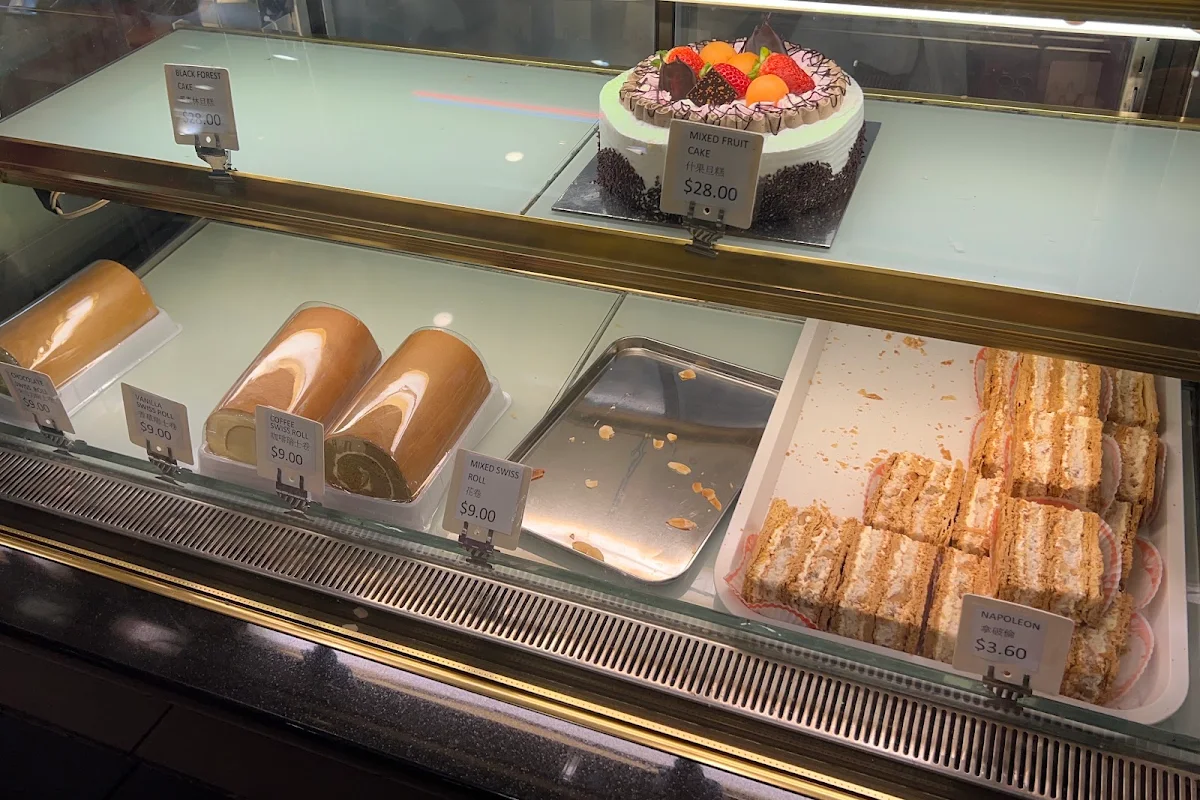Vibe, Queen Cake Shop