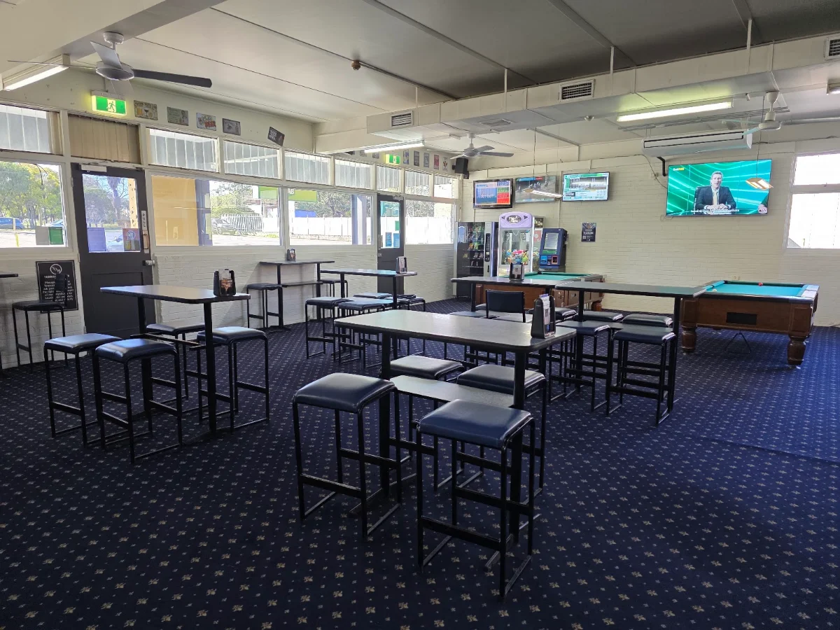 Vibe, Yennora Oasis Hotel