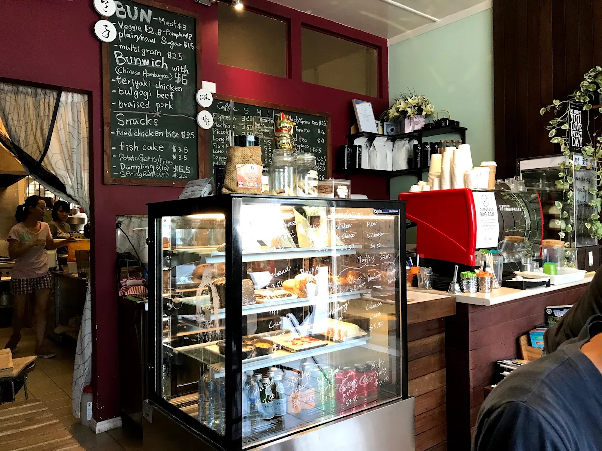 Vibe, Bun & Expresso