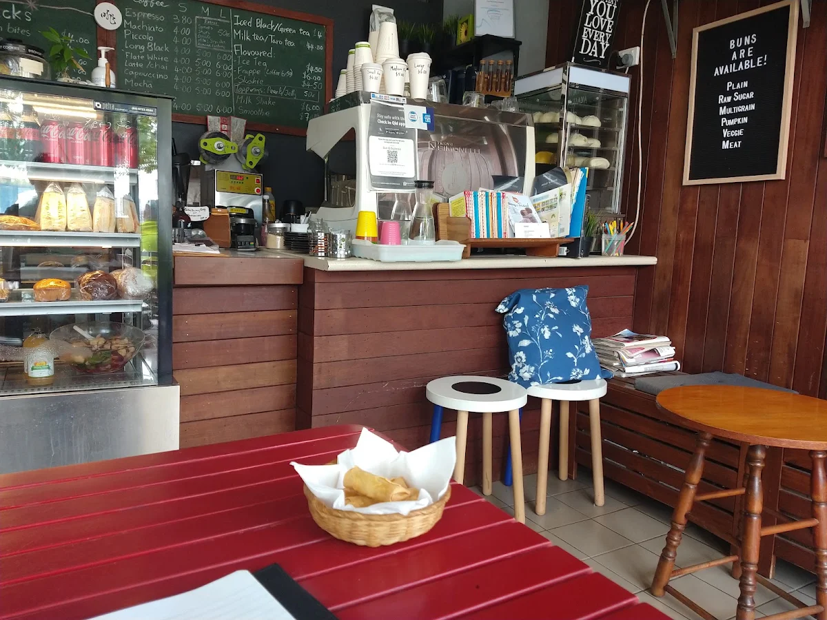 Vibe, Bun & Expresso