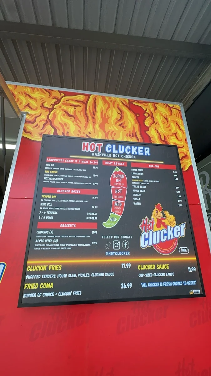 Menu, Hot clucker Auburn