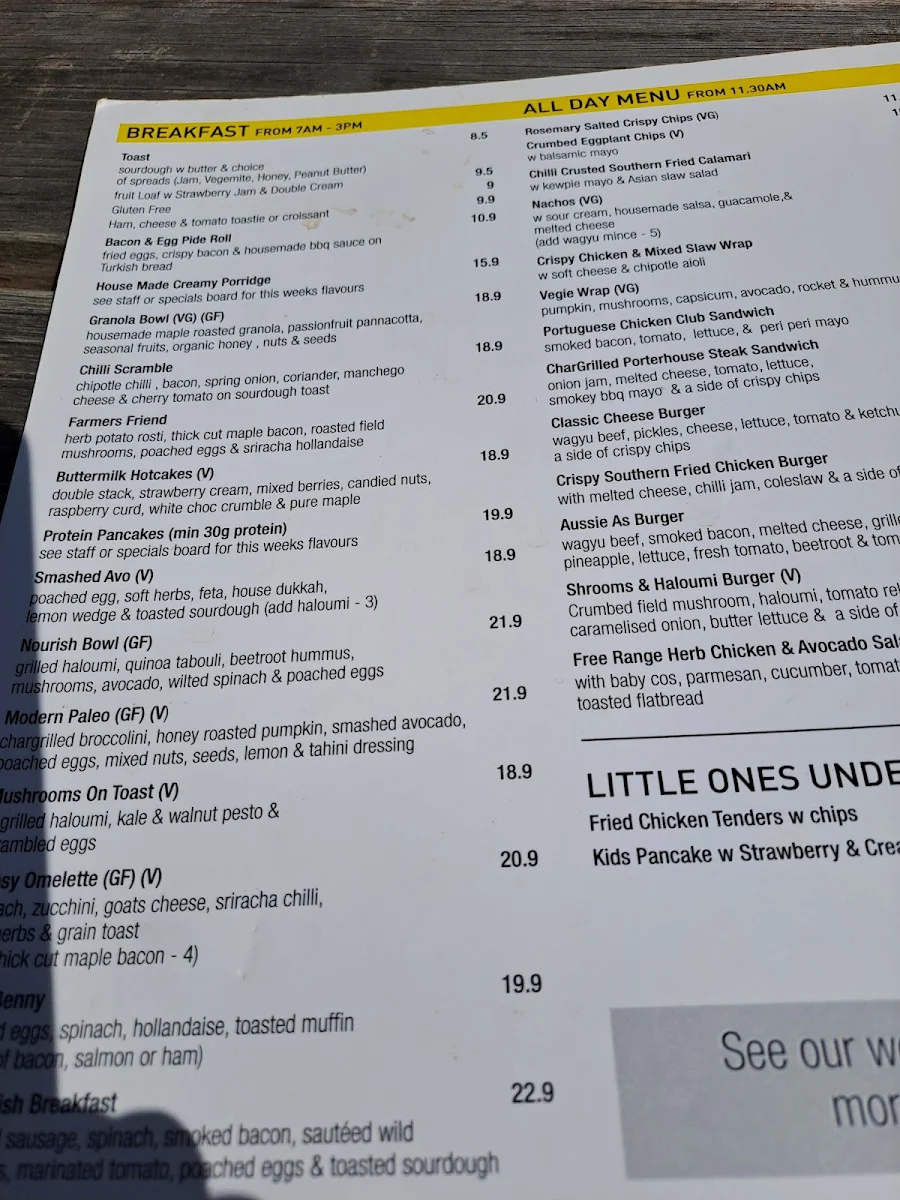 Menu, Creme Port Melbourne