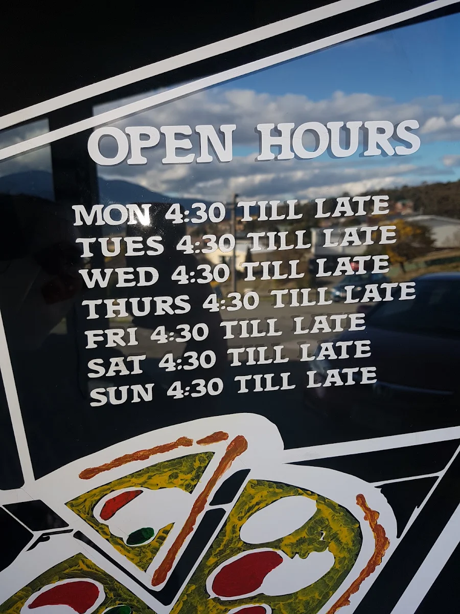Menu, Pompeo's Pizza