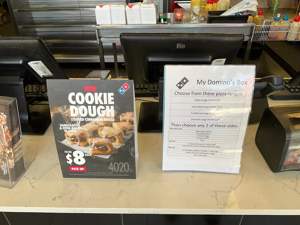 Menu, Domino's Pizza Lilydale