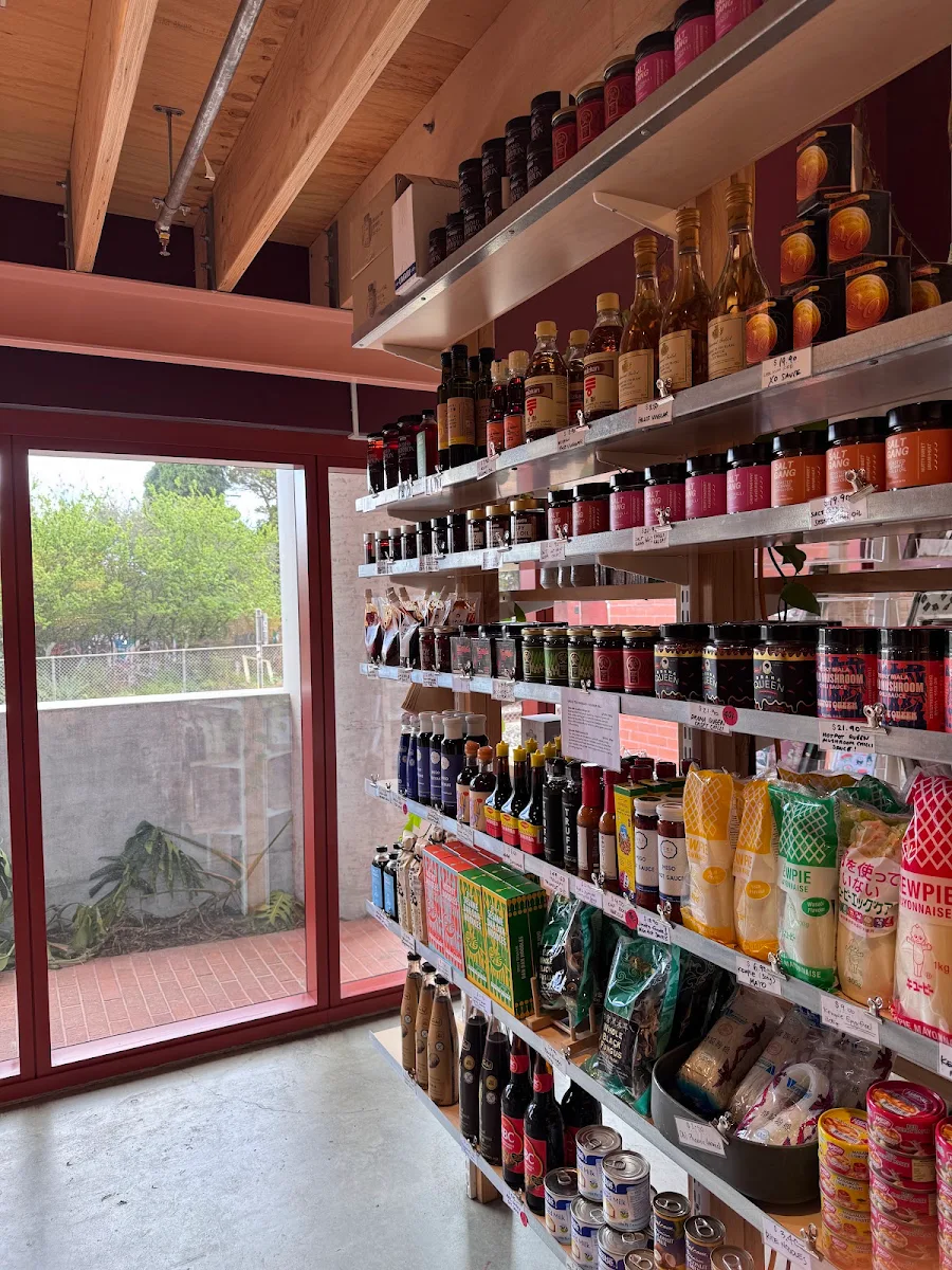 Vibe, ima Pantry