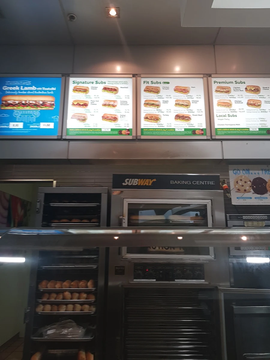 Menu, Subway Westfield Carindale