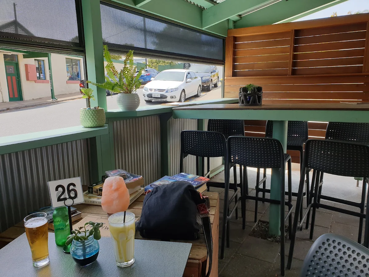Vibe, Coffee Factory Cafe