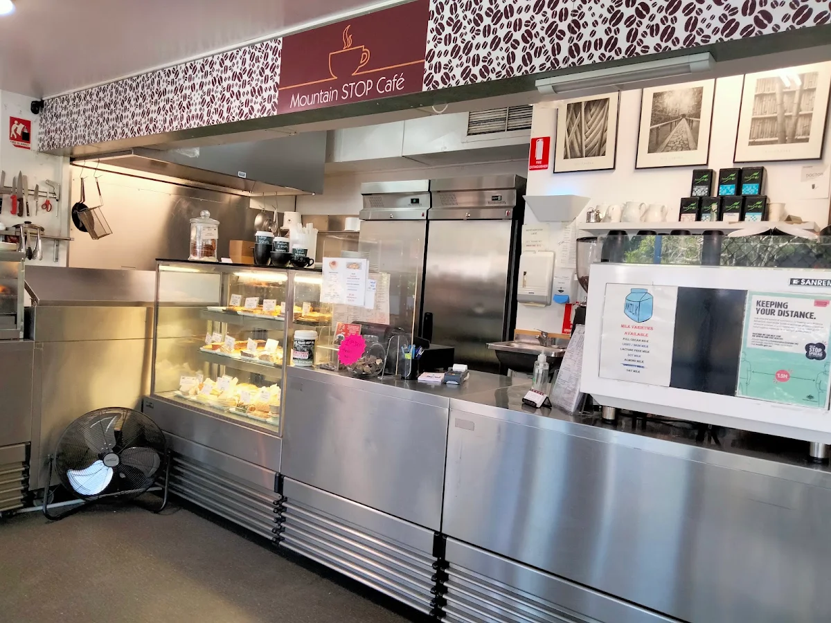 Vibe, Mountain Stop Cafe