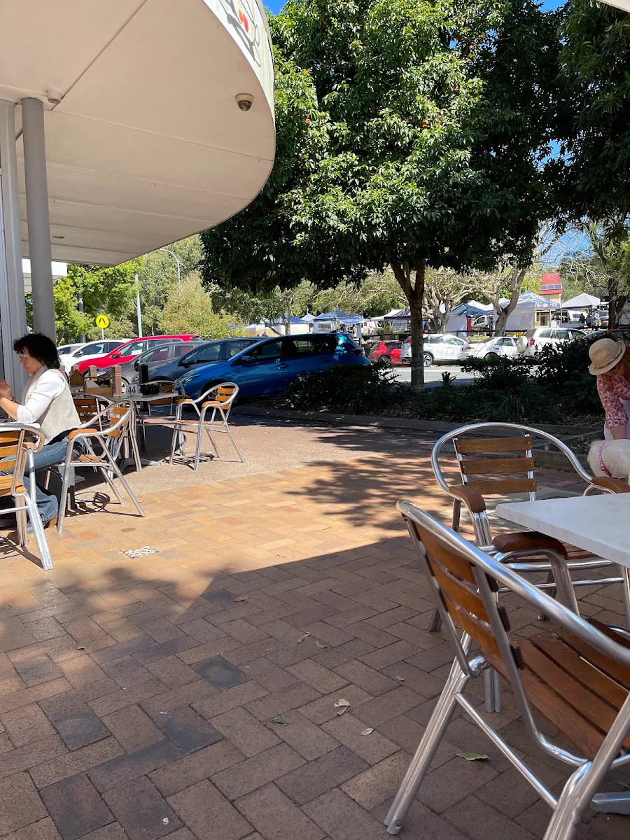 Vibe, Mountain Stop Cafe