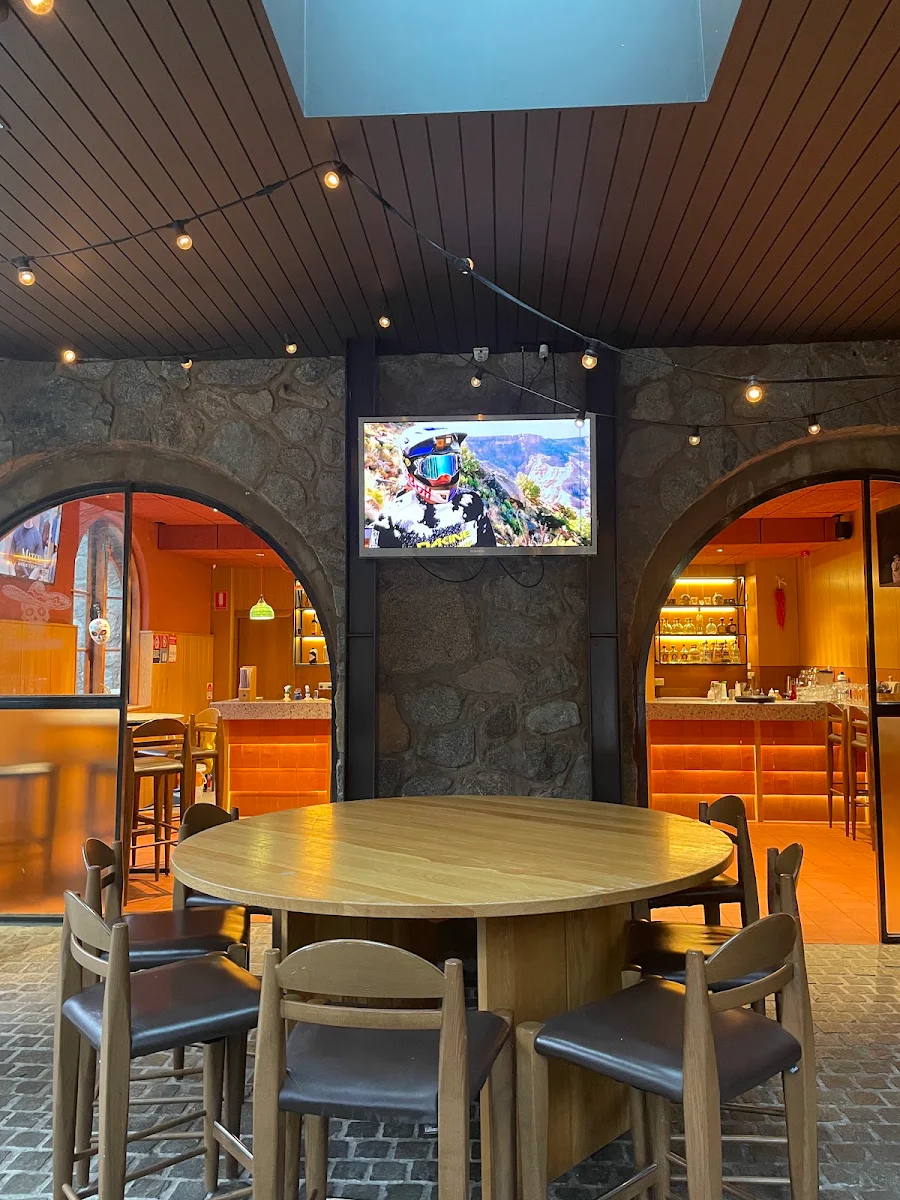 Vibe, The Mad Mexican Thredbo