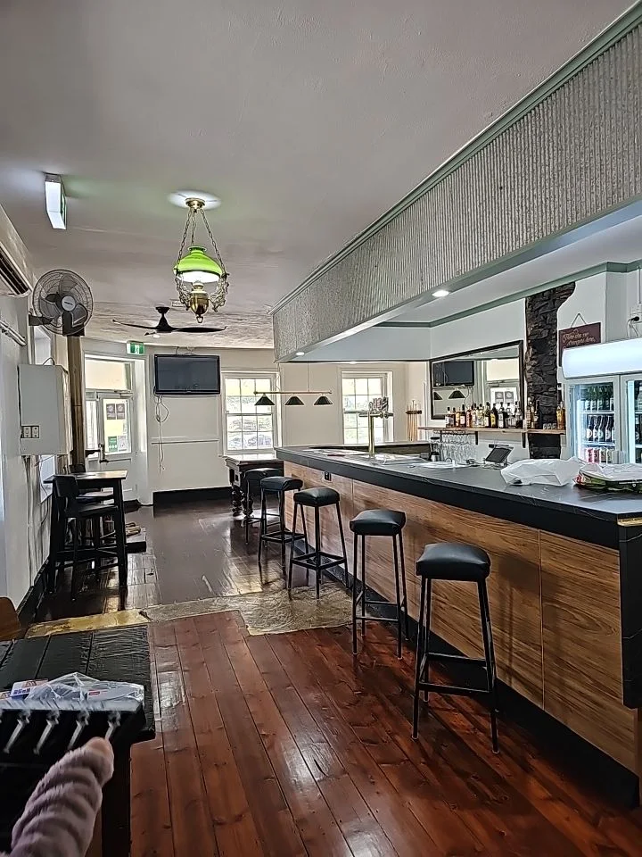 Vibe, Springton Hotel