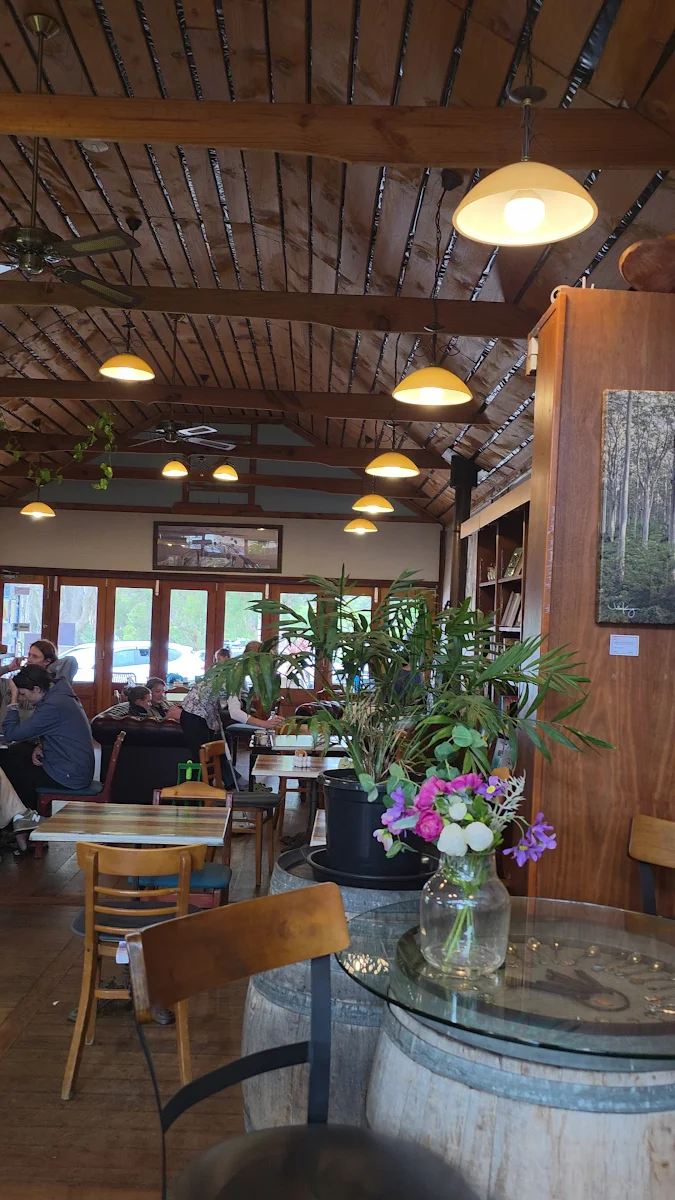 Vibe, Thb.D Cafe (Teahouse Books Denmark)