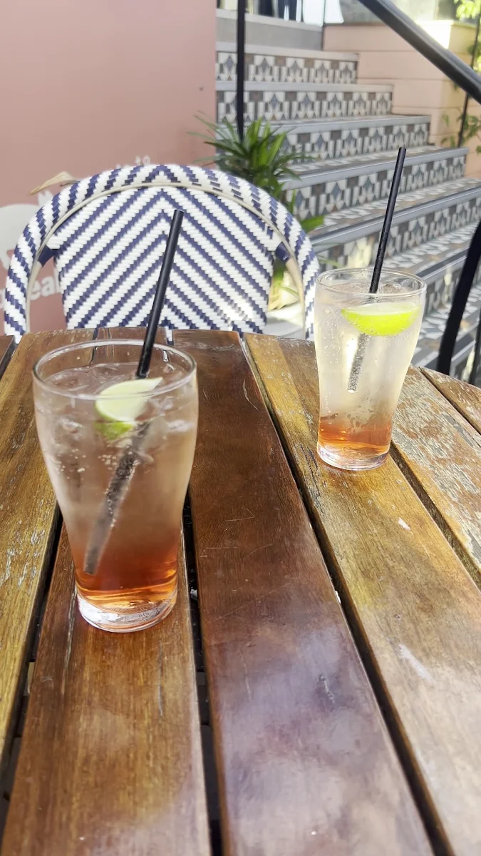 Food & drink, Bells Hotel