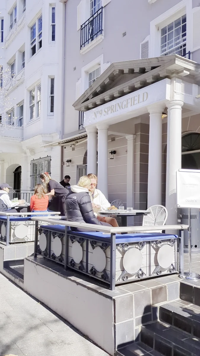 Vibe, IKI Café Potts Point
