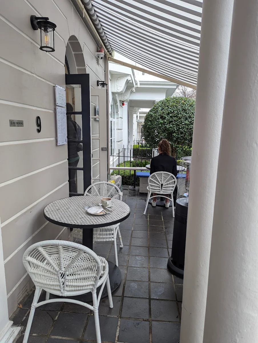 Vibe, IKI Café Potts Point
