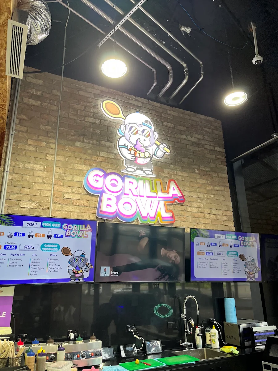 Menu, Gorilla Bowl