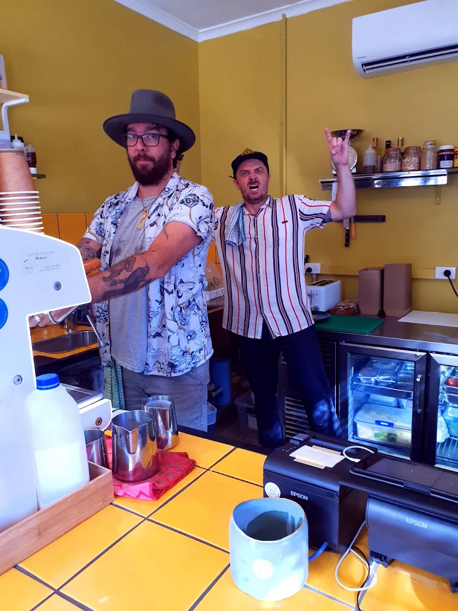 Vibe, Postie Coffee