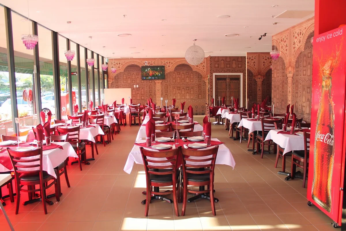 Vibe, KINGS'S CURRY HUT