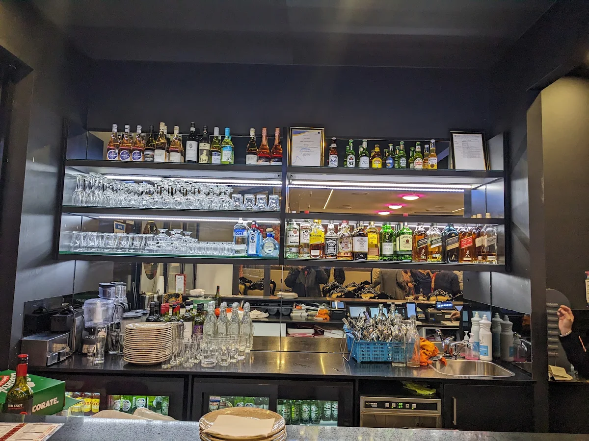 Vibe, KINGS'S CURRY HUT