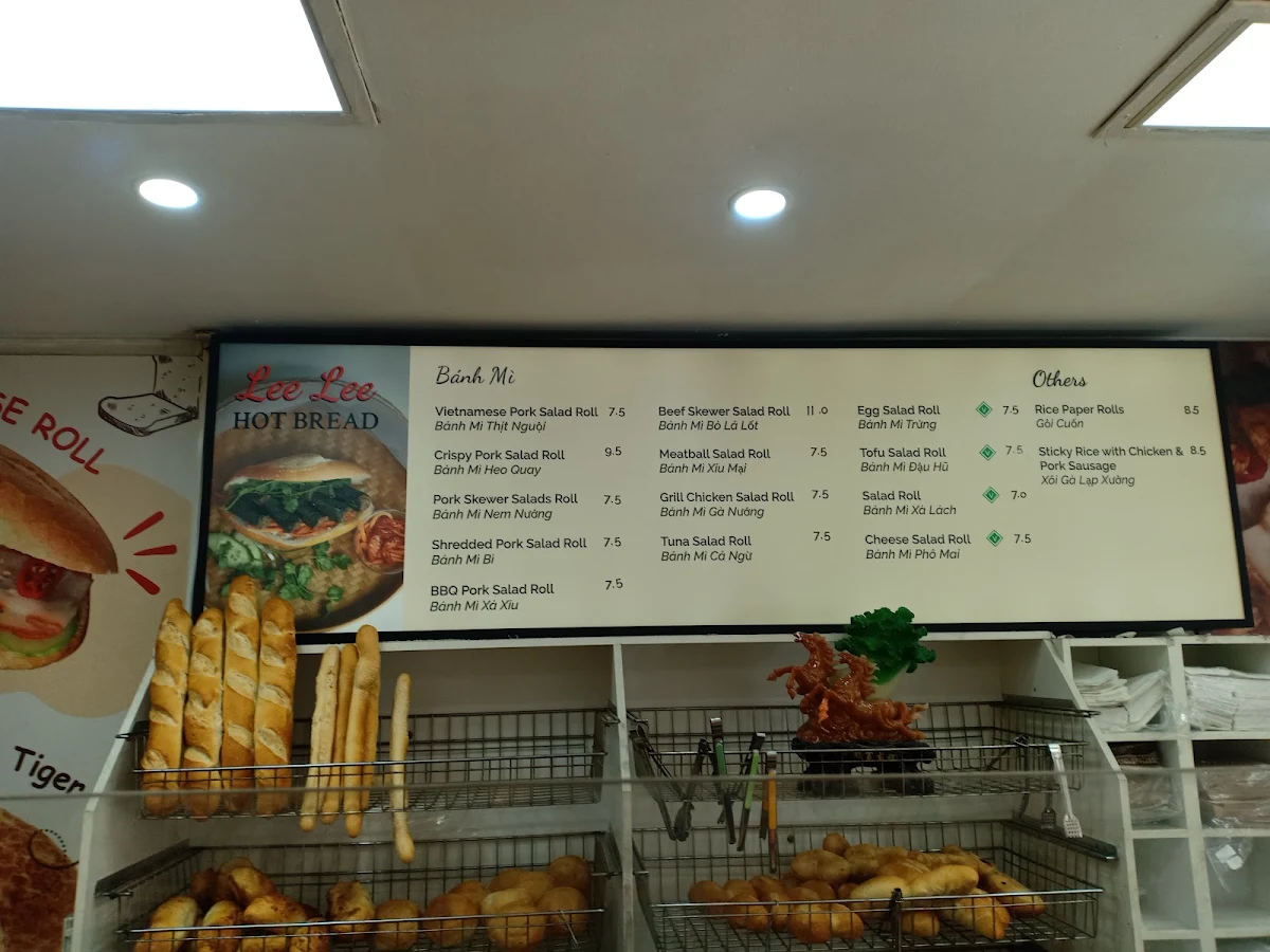 Menu, Lee Lee Hot Bread