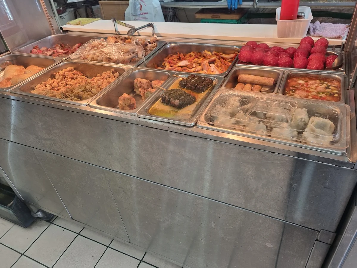 Vibe, Lee Lee Hot Bread