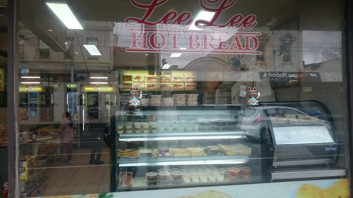 Vibe, Lee Lee Hot Bread