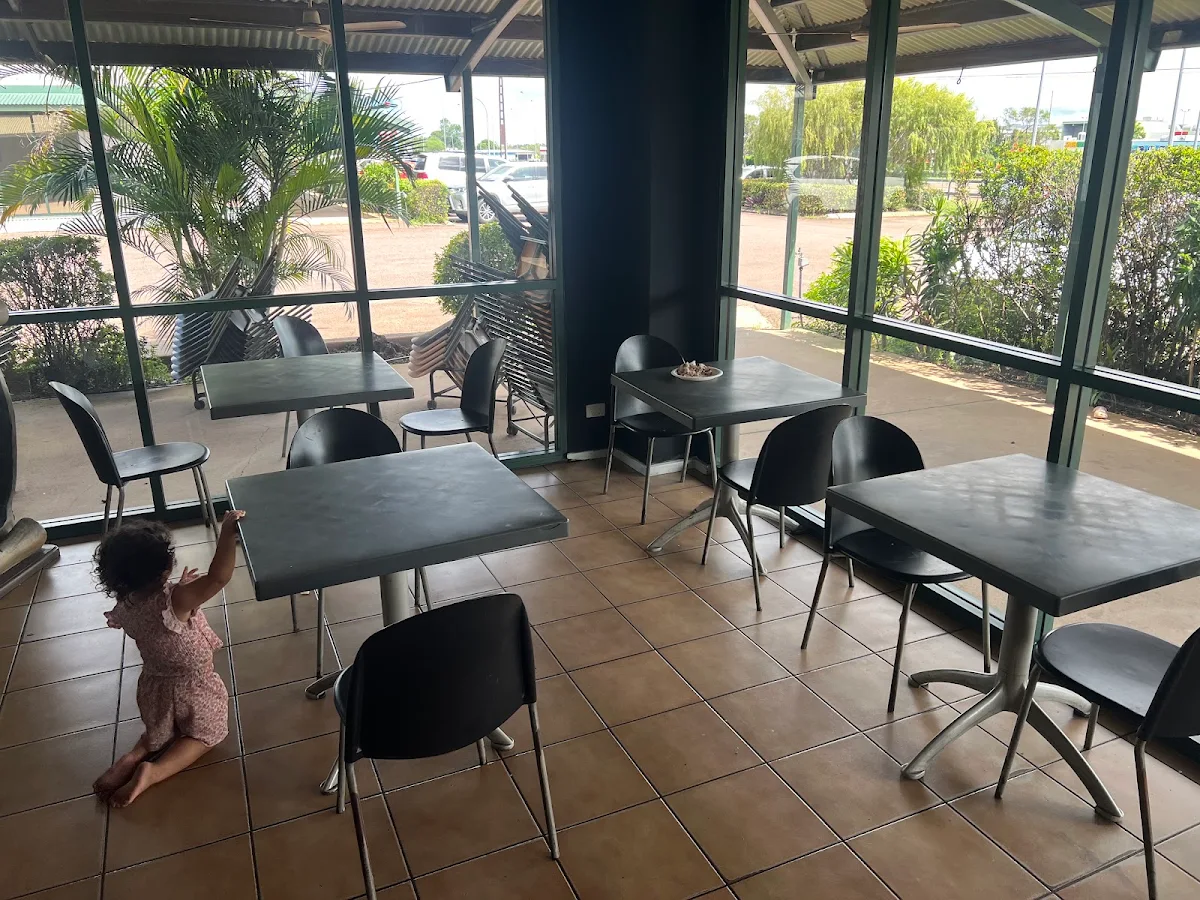 Vibe, Fresh Batch Cafe