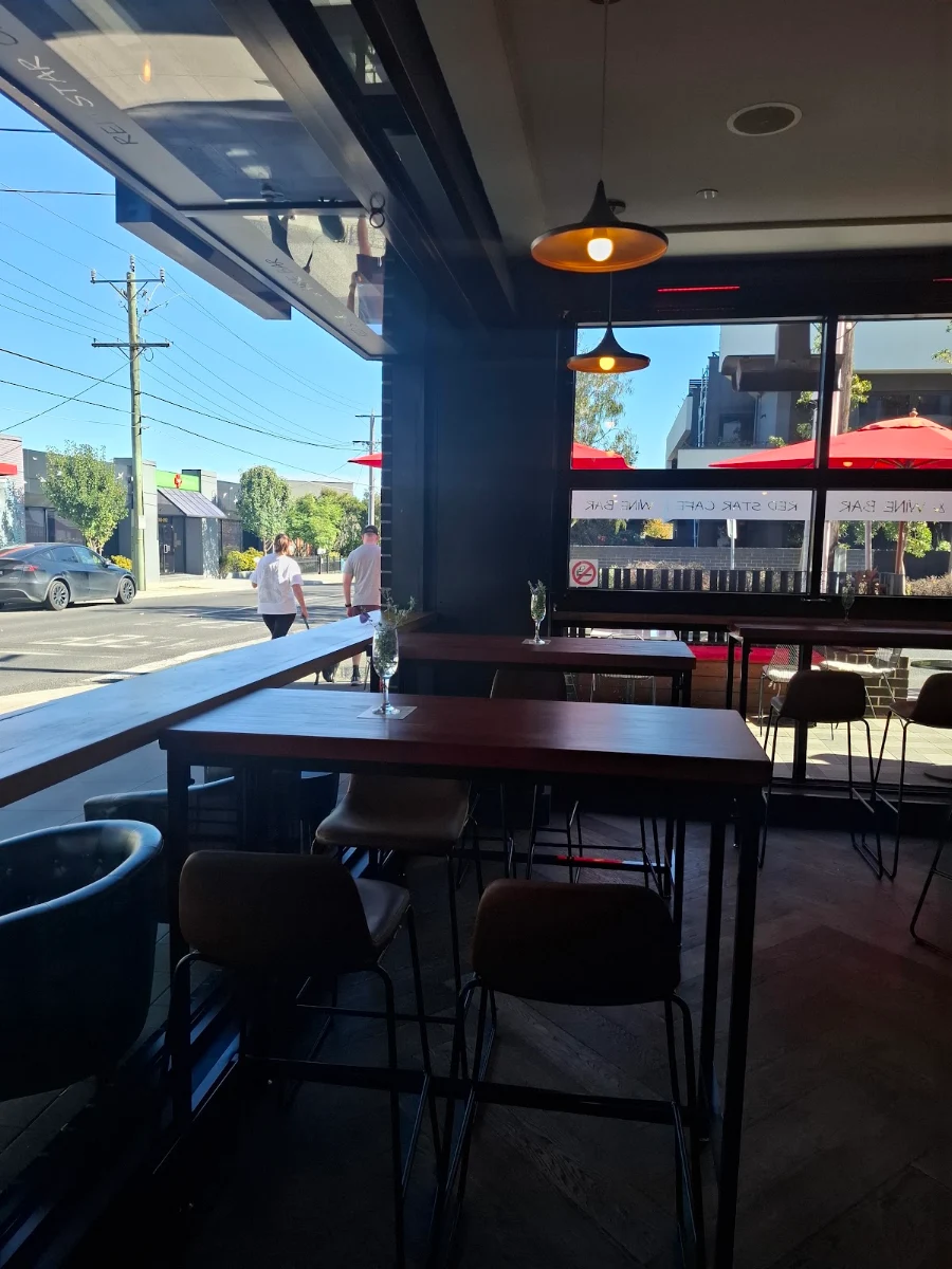 Vibe, Red Star Café and Wine Bar
