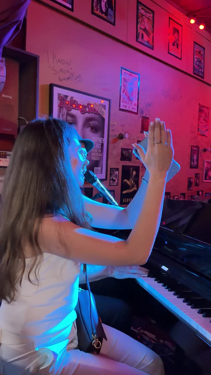 Vibe, Piano on Chapel