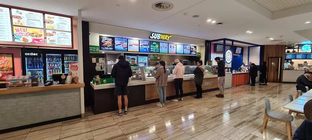 Vibe, Subway Rundle Place