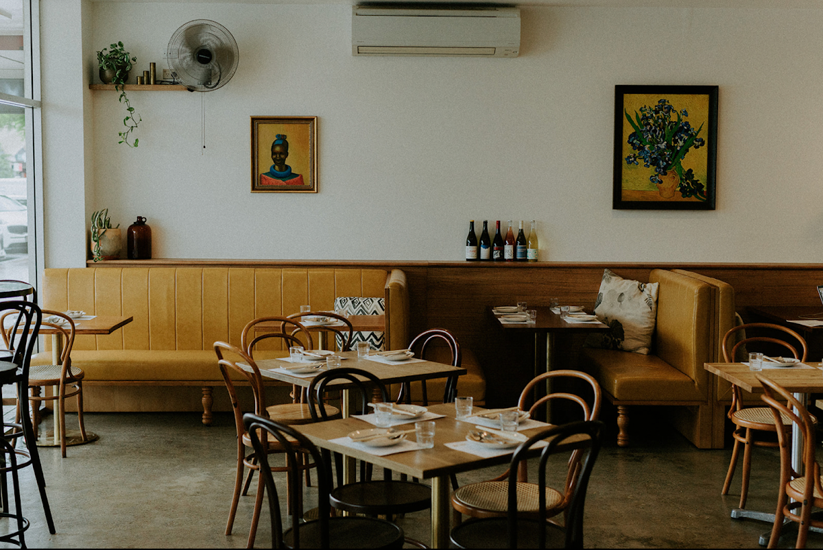 Vibe, Hey Lady Diner